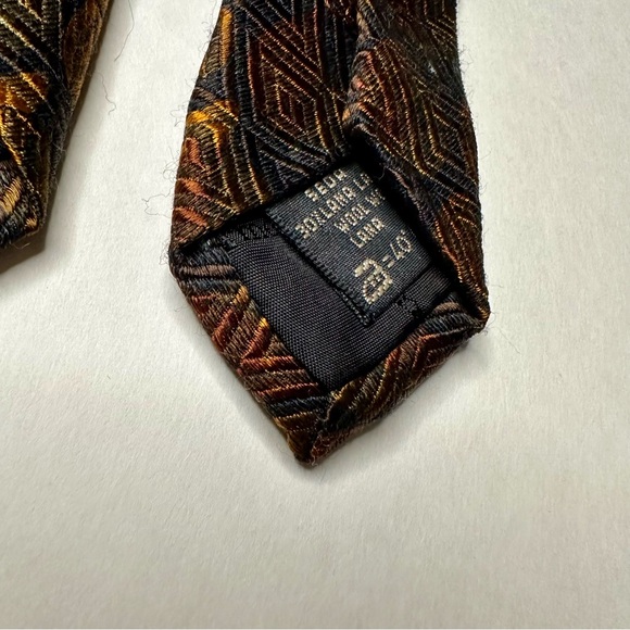 Silk/Wool Ermenegildo Zegna Heavy Geometric Classic Tie, 4” 57.5” fall designer - Picture 5 of 8